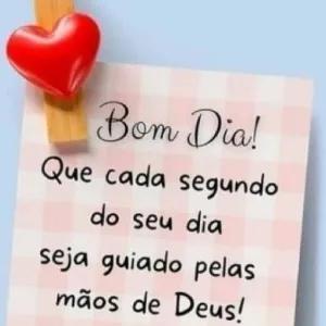 Bom Dia! Que cada segundo do seu dia seja guiado pelas mãos de Deus! - getsticker.com