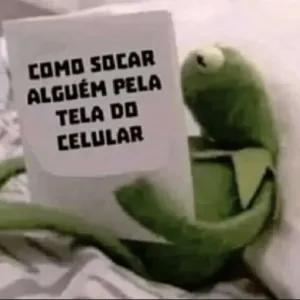 Como socar alguém pela tela do celular - getsticker.com