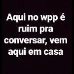 Olha só? ostentando a figurinha que roubou!