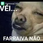Estou vomitando
