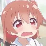 gadis berambut merah muda