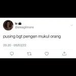 ada bau-bau
orang caper