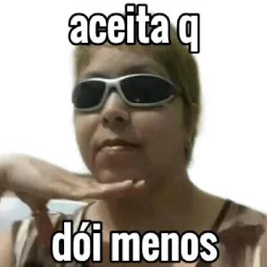 aceita q dói menos - getsticker.com