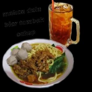 makan dulu biar tambah cakep - getsticker.com