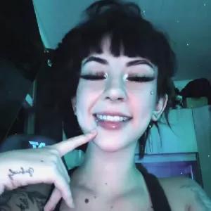 2y2M0V