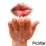 MORE N' MORE KISSES!😘💋💋💋