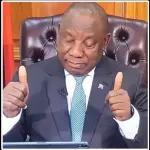 南非总统拉马福萨在2023年国会上发表讲话时竖起大拇指