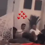 Me quieres ver la cara de estúpido?