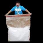 tá cheirando cocaína e