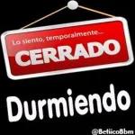 PROFESOR COCOON ¿DIRÍA UD QUE ES MOMENTO DE ENTREGARNOS AL PANICO? YO DIRÍA OLE Image creada en Generador Memes.com