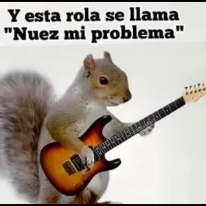Y esta rola se llama "Nuez mi problema" - getsticker.com