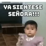 柴犬が亀に乗っている