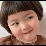 Aku perhati jer
budak ni...